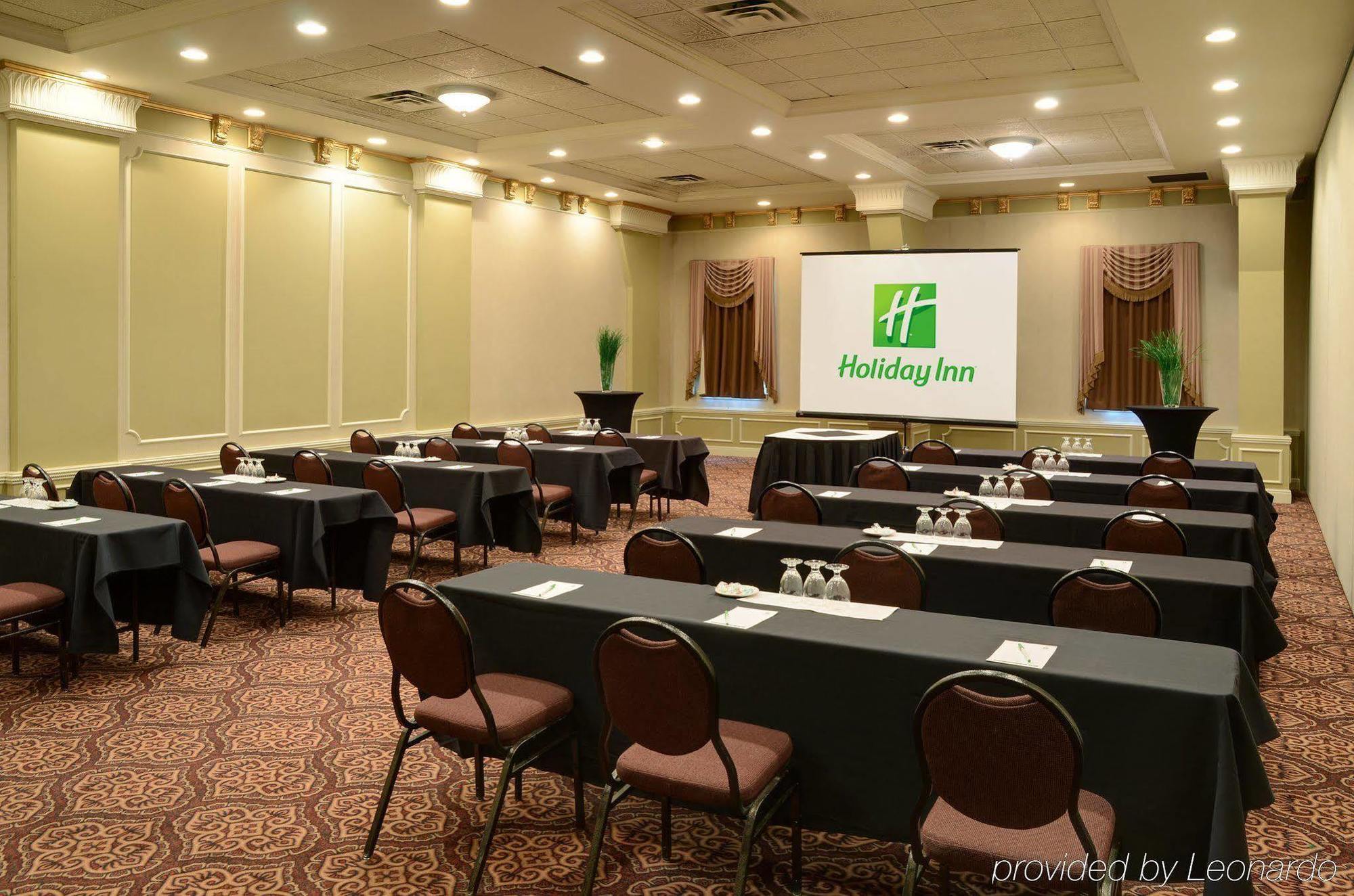 Holiday Inn Conference Centre Edmonton South By Ihg Exterior foto